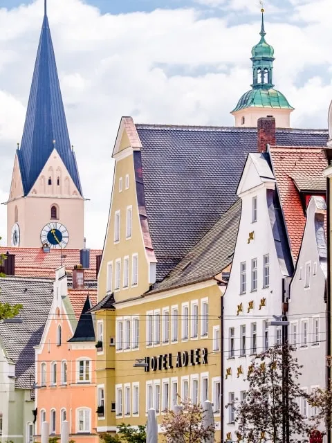 Wir bieten schnelle und zuverlässige Polsterreinigungsdienste in Ingolstadt und Umgebung für Ihren Privathaushalt. Professionelle Polsterreinigung in Ingolstadt